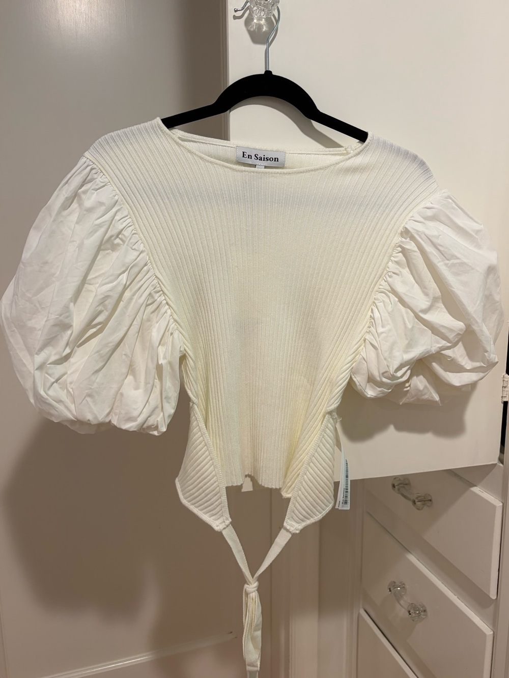 En Saison Cream Puff-Sleeve Ribbed Tie-Back Top